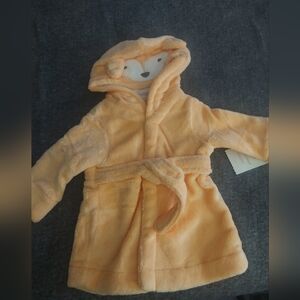 ✨3/$18 Nwt‎ fox bathrobe 6-9mo